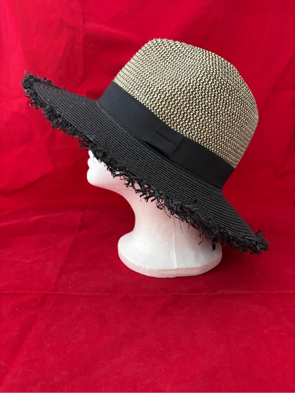 Coco + Carmen Women’s Black and White Woven Paper Sun Hat One Size Adjustable